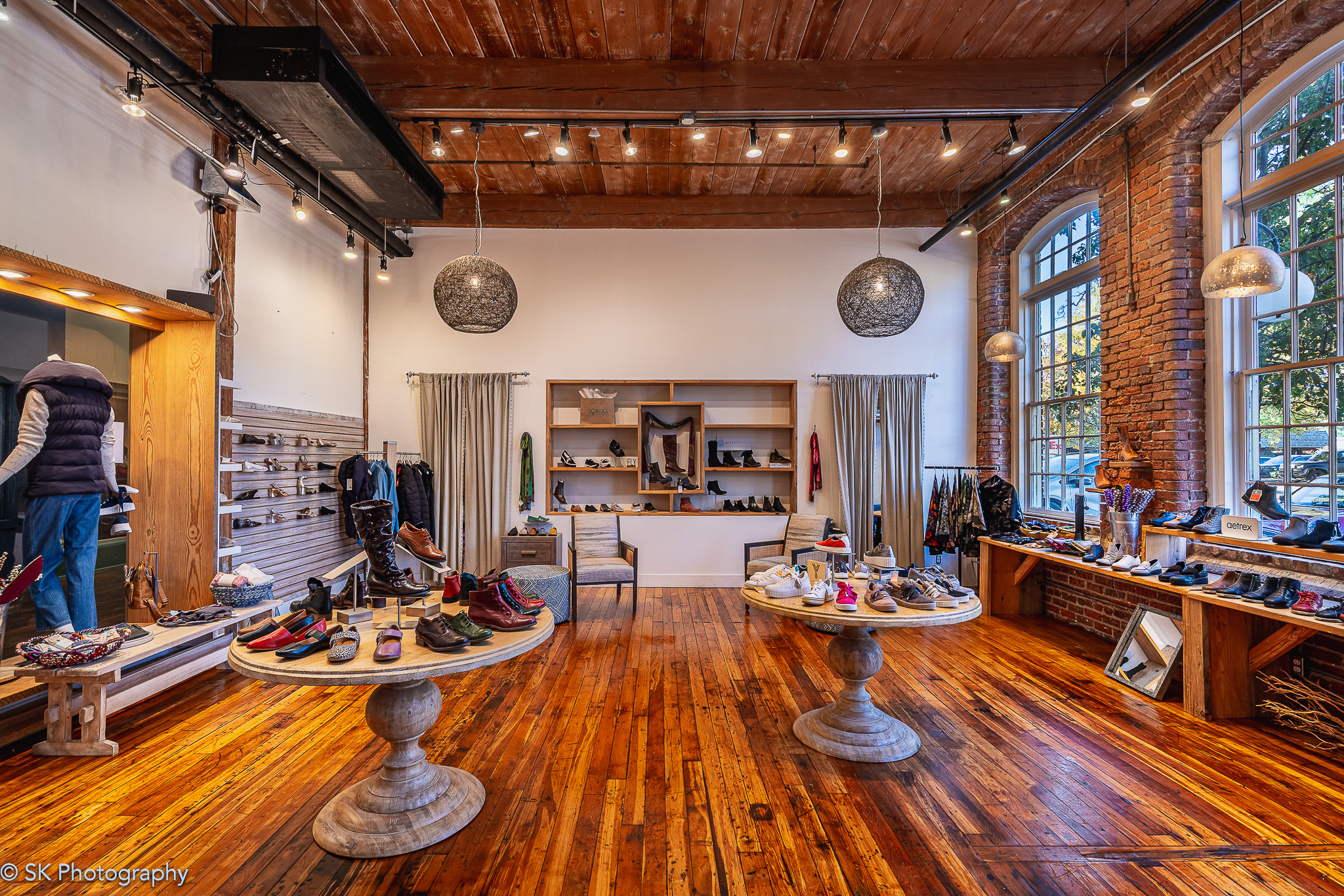 Commercial real estate and architectural photography in Chapel Hill, Durham, and Raleigh by Sokol Kokoshi