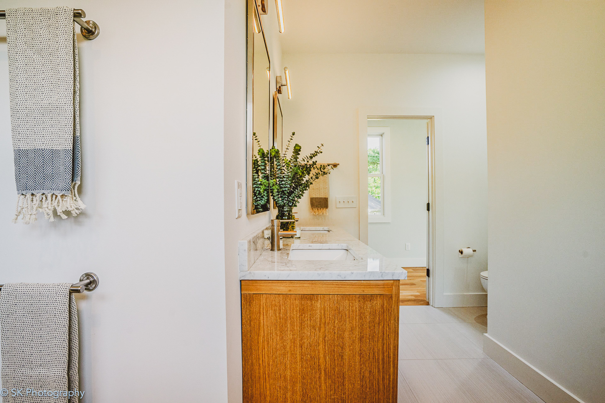 Residential real estate interior and exterior photography in Chapel Hill, Carrboro, Durham and Raleigh by Sokol Kokoshi