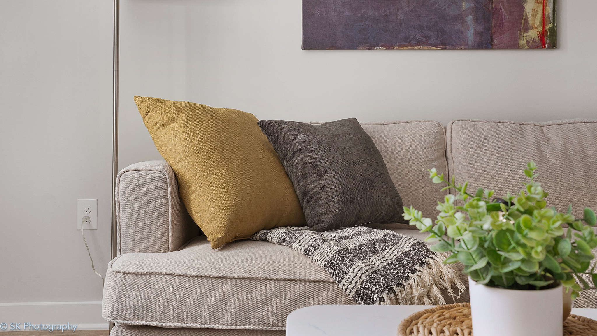 Residential real estate interior and exterior photography in Chapel Hill, Carrboro, Durham and Raleigh by Sokol Kokoshi